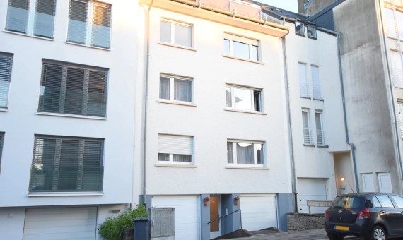 BEL APPARTEMENT 2 CHAMBRES A MERL